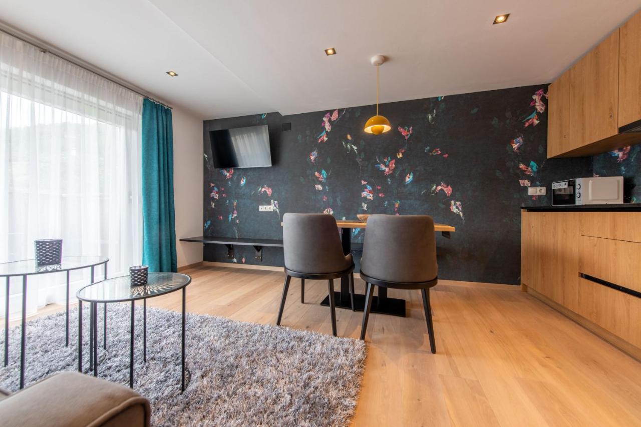 Lapis Monti - Apartments & Suites Бургусио Екстериор снимка