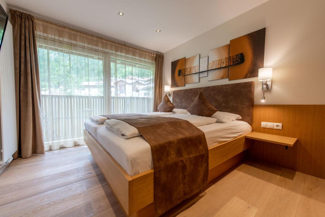 Lapis Monti - Apartments & Suites Бургусио Екстериор снимка